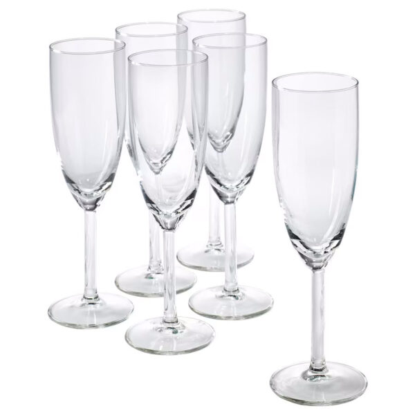 Champagne glas standaard is perfect om te gebruiken tijdens de toost & borrel op jullie bruiloft